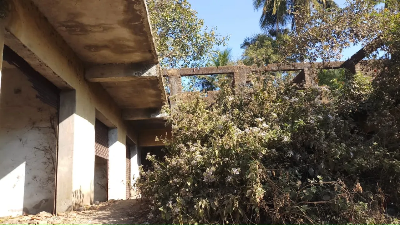  ହାଇକୋର୍ଟଙ୍କ ନିର୍ଦ୍ଦେଶର ସାଢ଼େ ୨ବର୍ଷ ପରେ ବି ସମାଧାନ ହୋଇପାରୁନି ଚାଉଲଟ୍ରୀ ଷ୍ଟଲ ବିବାଦ