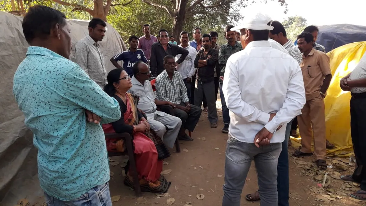  ୧୦ଦିନ ହେବ ମଣ୍ଡିରେ ପଡ଼ିଛନ୍ତି ଚାଷୀ : ମଣ୍ଡିକୁ ମଣ୍ଡି ବୁଲିଲେ ବିଜେଡି ନେତ୍ରୀ, ସମସ୍ୟା ସମାଧାନର ପ୍ରତିଶ୍ରୁତି ଦେଲେ