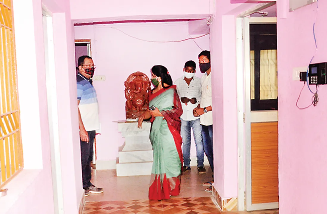  ଦିବ୍ୟାଙ୍ଗ ଯୁବତୀଙ୍କୁ ଅସଦାଚରଣ ମାମଲା : ଆଗରୁ ଅଛି ୩ ଅଭିଯୋଗ