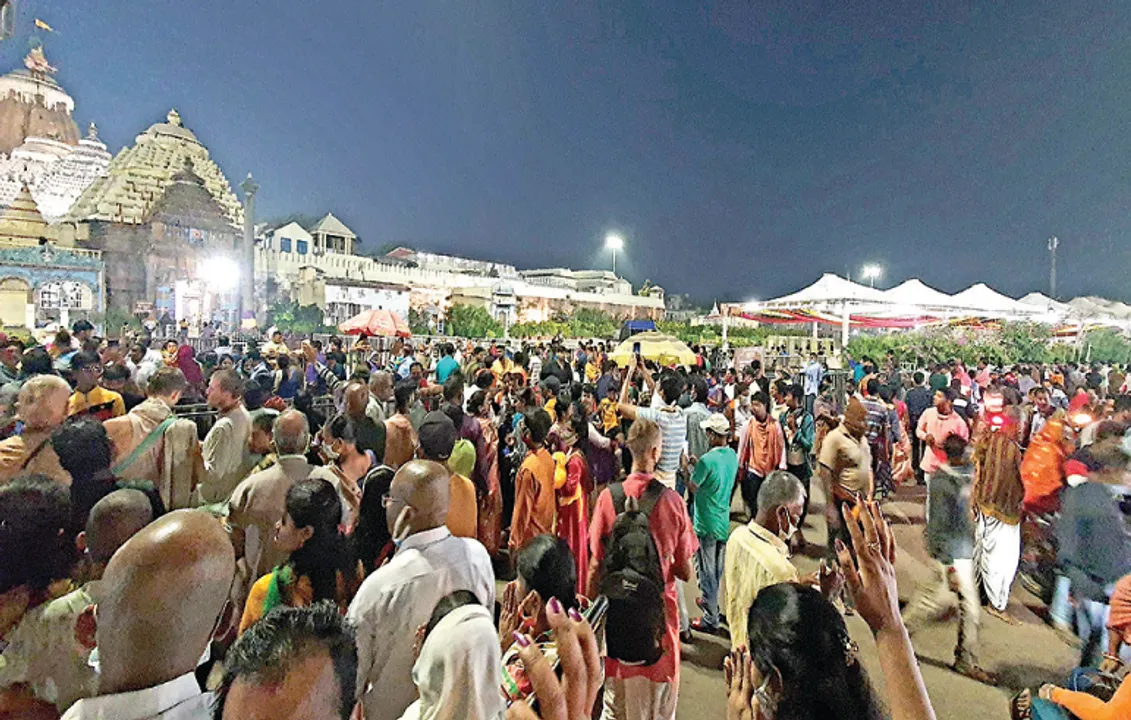  ମହାପ୍ରଭୁଙ୍କୁ ଦର୍ଶନ କଲେ ୬ହଜାର ଭକ୍ତ, ଭାଙ୍ଗିଲା ୮ ଦିନର ଦର୍ଶନ ରେକର୍ଡ
