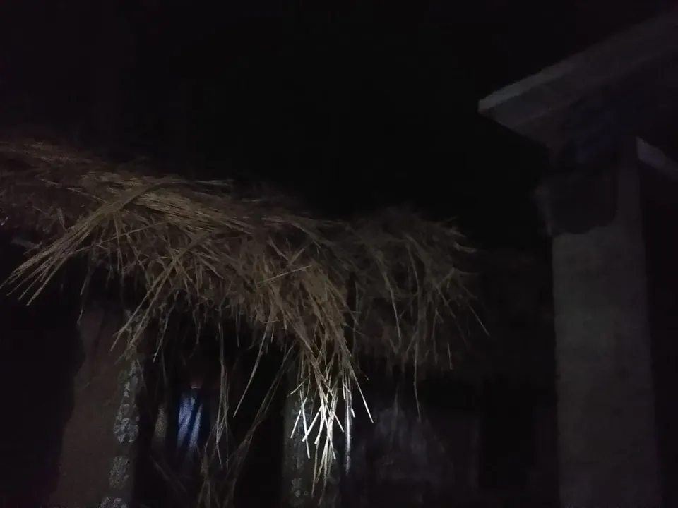  ଗୁହାଳ ଧୂଆଁରୁ ନିଆଁ ବ୍ୟାପି ଜଳିଗଲା ୩ ବଖରା ଘର