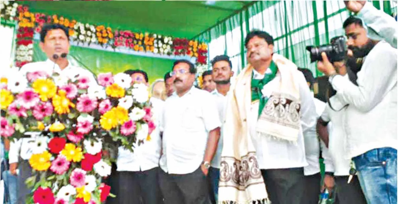  ଭଦ୍ରକରେ ବିଜୁ ଯୁବ, ଛାତ୍ର ନେତୃତ୍ବ ସମ୍ମିଳନୀ : ‘ଯୁବଗୋଷ୍ଠୀ ବିକାଶଧାରାକୁ ଆଗେଇ ନେଇପାରିବେ’