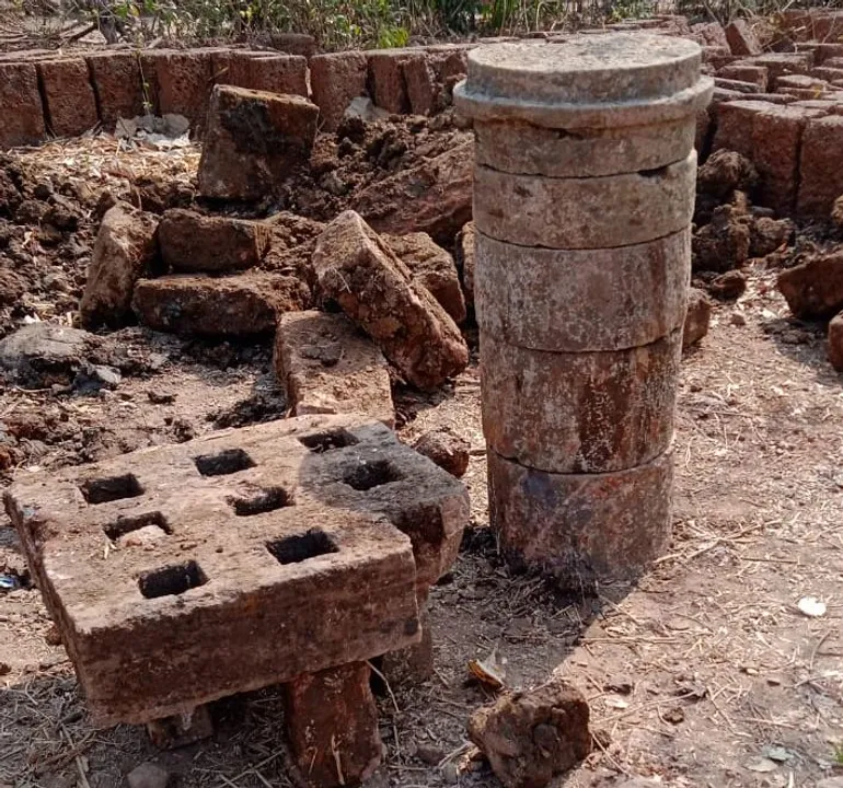  ପୋଖରୀ ଖନନରୁ ମିଳିଲା ପ୍ରାଚୀନ କୀର୍ତ୍ତିରାଜି