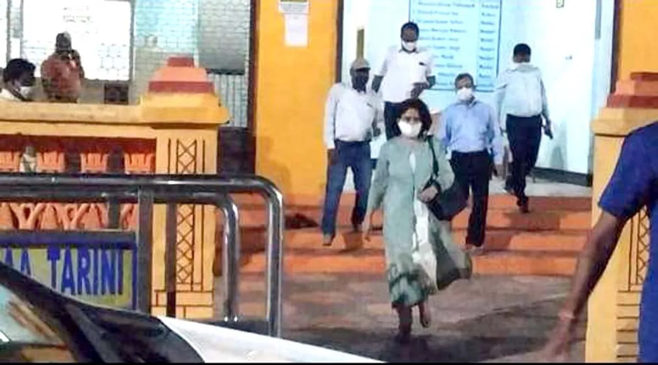  ମୁଖ୍ୟ ଶାସନ ସଚିବଙ୍କ ମା' ତାରିଣୀ ଦର୍ଶନ