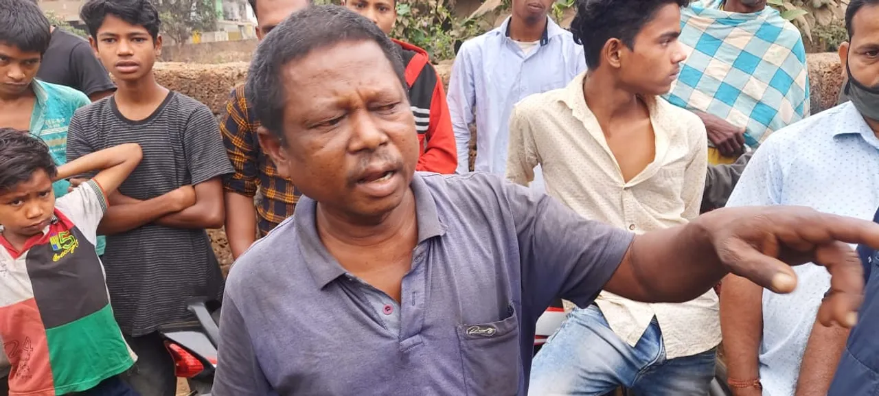  ପିଲାଚୋର ସନ୍ଦେହରେ ଅଜଣା ଲୋକକୁ ଖୁଣ୍ଟରେ ବାନ୍ଧି ନିସ୍ତୁକ ମାଡ଼