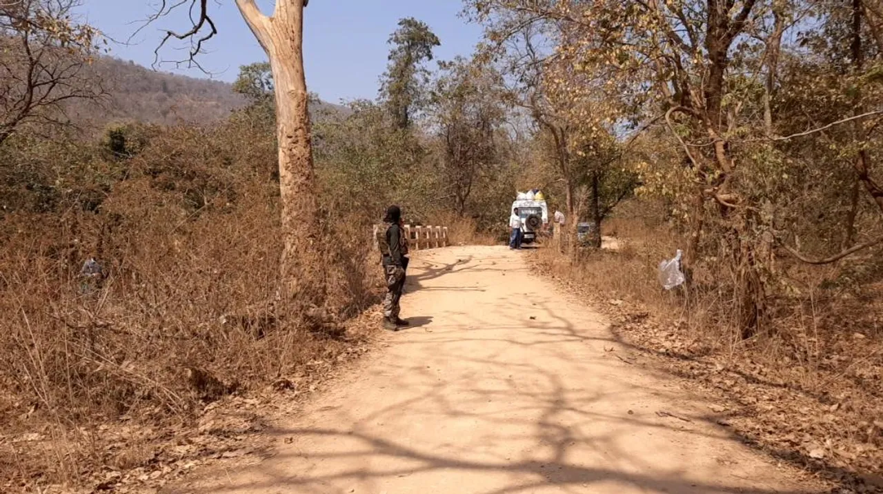  ସୁନାବେଡା ଅଭୟାରଣ୍ୟରେ ସିଆର୍‌ପିଏପ୍‌ ଯବାନଙ୍କ କମ୍ବିଂ ଅପରେସନ୍‌ ବେଳେ ଲ୍ୟାଣ୍ଡମାଇନ୍‌ ଠାବ