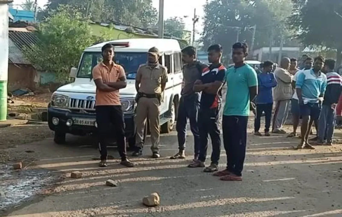  ଜୟପୁରରେ ଯୁବକଙ୍କୁ ପଥର ଛେଚି ହତ୍ୟା; ପୁଲିସ ହାତରେ ଲାଗିଛି ସୁରାକ୍!