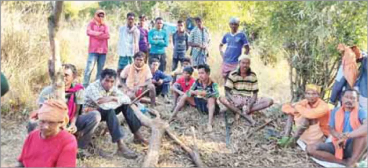  ସ୍ବାଭିମାନ ଅଞ୍ଚଳରେ ଲାଲ୍ ଆତଙ୍କ : ଭିଟାମାଟି ଛାଡ଼ିଲେ ୮୫ ପରିବାର