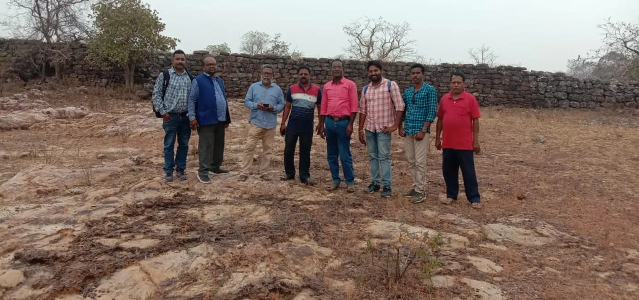  ଦୃଷ୍ଟି ଆଢ଼ୁଆଳରେ ଜୁମଲାଗଡ଼ ଓ ମାନିକଗଡ଼ ଦୁର୍ଗର ଭଗ୍ନାବଶେଷ, ଖନନ ହେଲେ ମିଳିବ ଐତିହାସିକ ତଥ୍ୟ