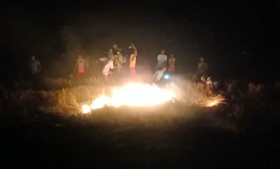  ନିଦ ହଜାଇଦେଲା କ୍ଷେତ ନିଆଁ