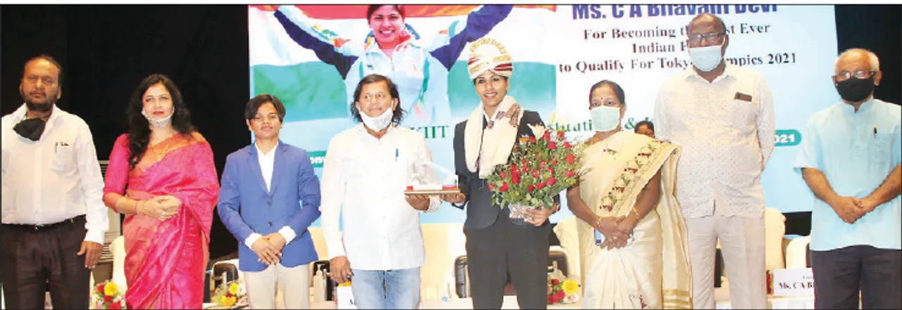  ‘ମୋ ପାଇଁ କିଟ୍‍ ଶୁଭଙ୍କର’, ଭବାନୀଙ୍କୁ ଭବ୍ୟ ସମ୍ବର୍ଦ୍ଧନା