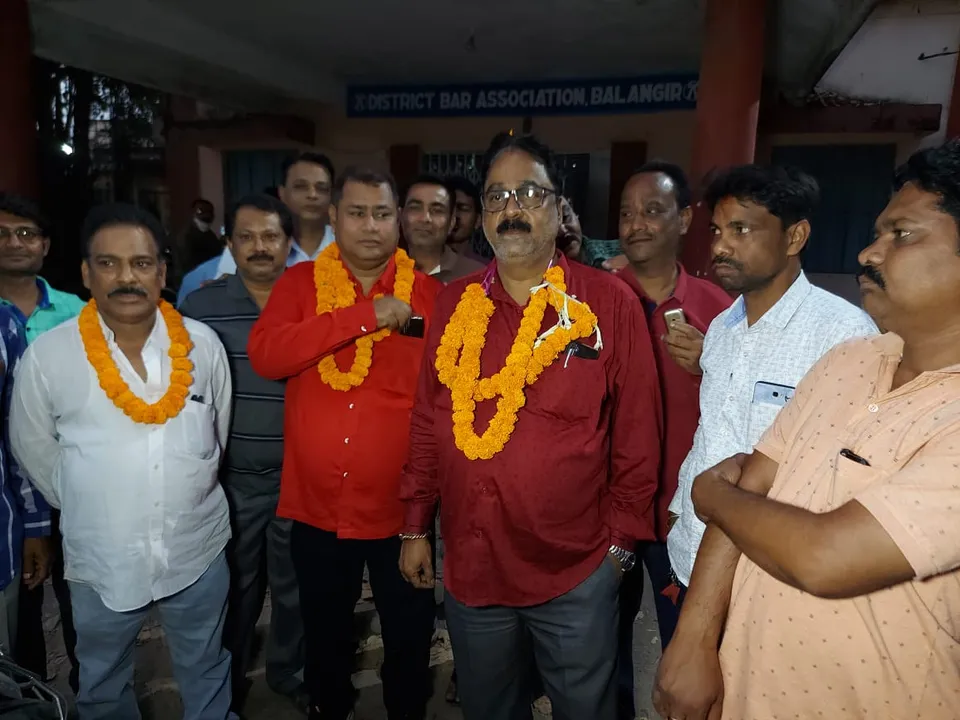  ବଲାଙ୍ଗୀର ଜିଲ୍ଲା ଓକିଲ ସଂଘର କର୍ମକର୍ତ୍ତା ନିର୍ବାଚନ : ସଭାପତି ପ୍ରବୀଣ ମିଶ୍ର, ସଂପାଦକ ଅମନ ନାଗ