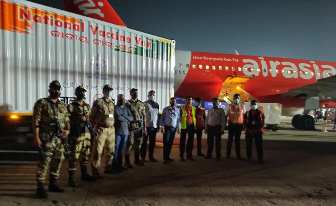  ଭୁବନେଶ୍ବରକୁ ଆସିଲା ୫.୪ ଲକ୍ଷ କୋଭିସିଲ୍ଡ ଟିକା।