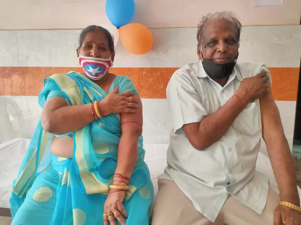  ମୟୂରଭଞ୍ଜରେ ବରିଷ୍ଠ ନାଗରିକଙ୍କ ପାଇଁ ଟିକାକରଣ ଆରମ୍ଭ; ପ୍ରଥମ ଦିନରେ ଟିକା ନେଲେ ୩୬୭ ଜଣ