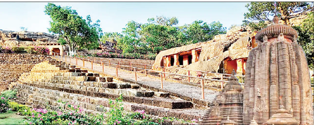  ଆଜି ବିଶ୍ବ ଐତିହ୍ୟ ଦିବସ: ଐତିହ୍ୟସ୍ଥଳୀକୁ ଅଣଦେଖା, ପ୍ରତ୍ନତତ୍ତ୍ବ ବିଭାଗ ଉଦାସୀନ
