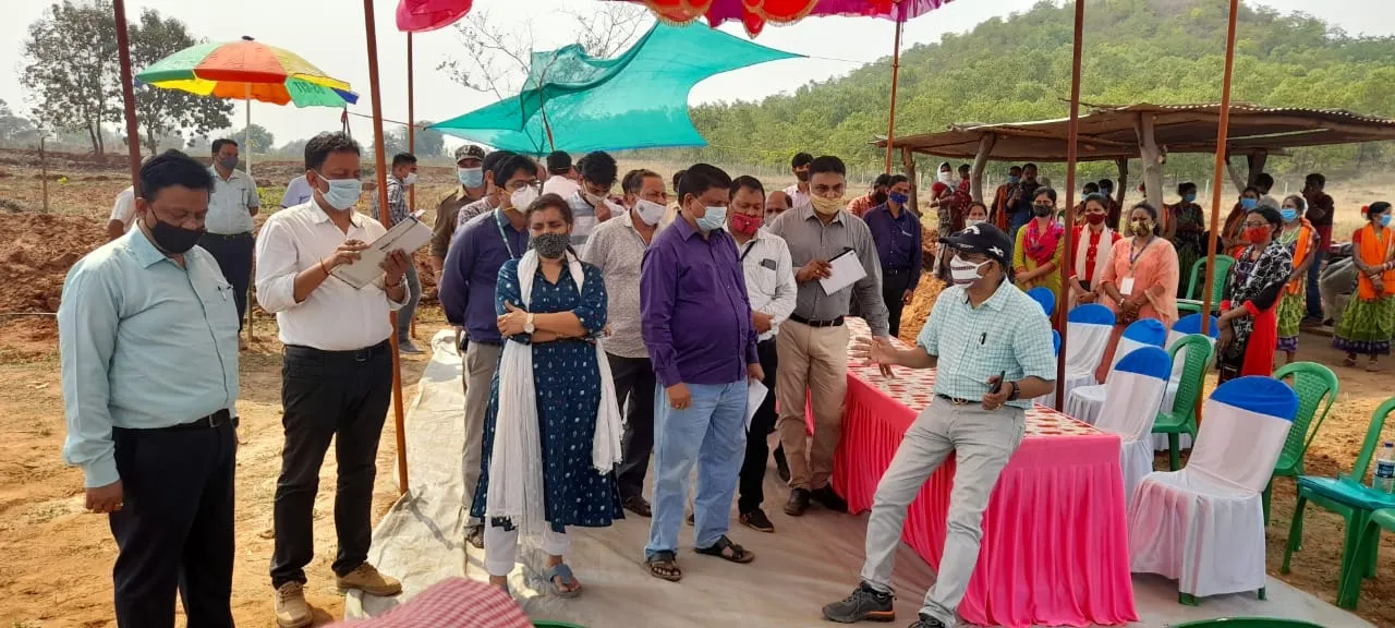 ସୁନ୍ଦରଗଡ଼ରେ ଉନ୍ନୟନ ଆୟୁକ୍ତଙ୍କ ପ୍ରକଳ୍ପ ପରିଦର୍ଶନ ଓ ସମୀକ୍ଷା