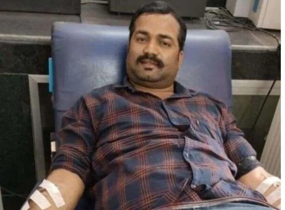  ଦୁଇଜଣ ମହିଳାଙ୍କ ଜୀବନ ବଞ୍ଚାଇବା ପାଇଁ ଯୁବକ ରୋଜା ଭାଙ୍ଗି ଦାନ କଲେ ପ୍ଲାଜମା