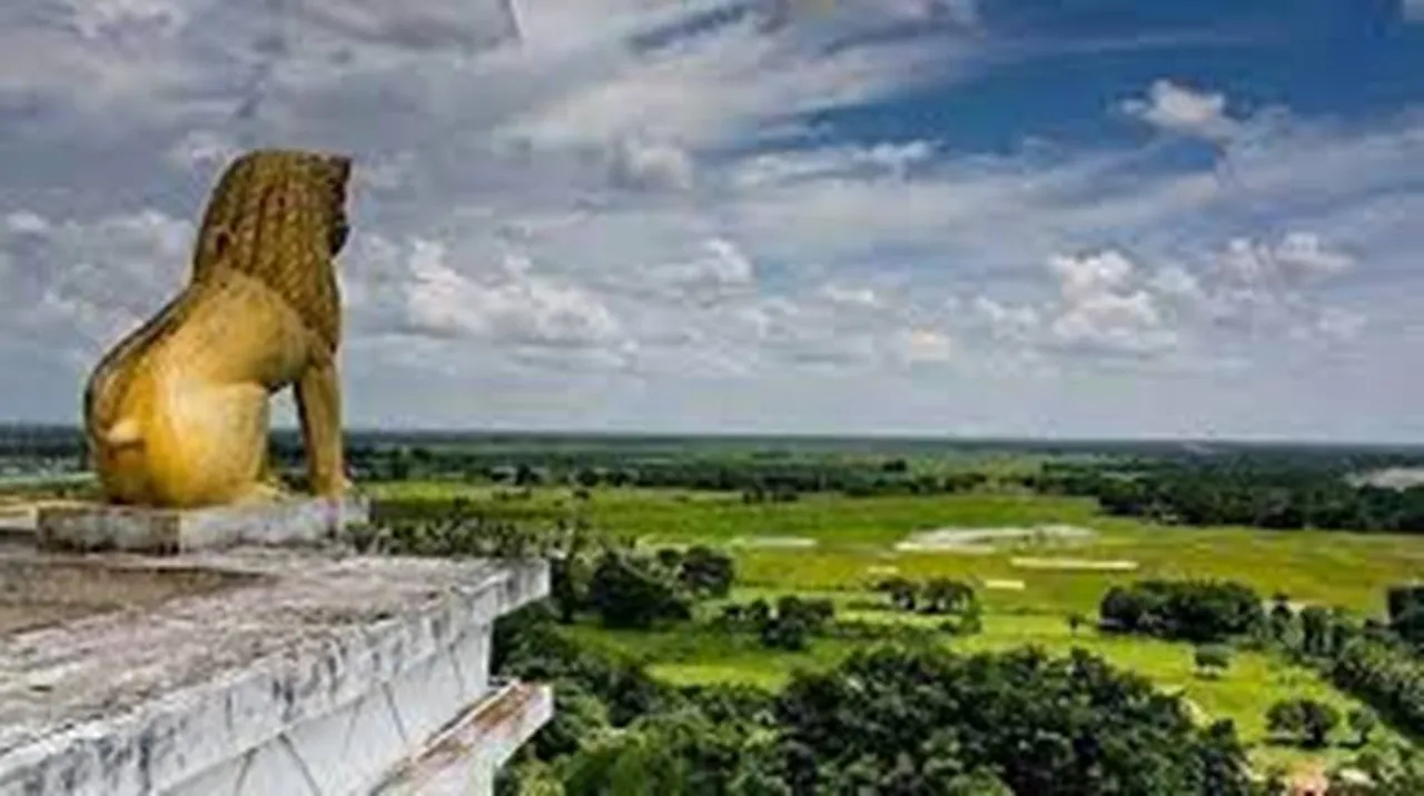  ଧଉଳିରେ ପ୍ରେମିକାକୁ ଛାଡ଼ି ପ୍ରେମିକ ଛୁ