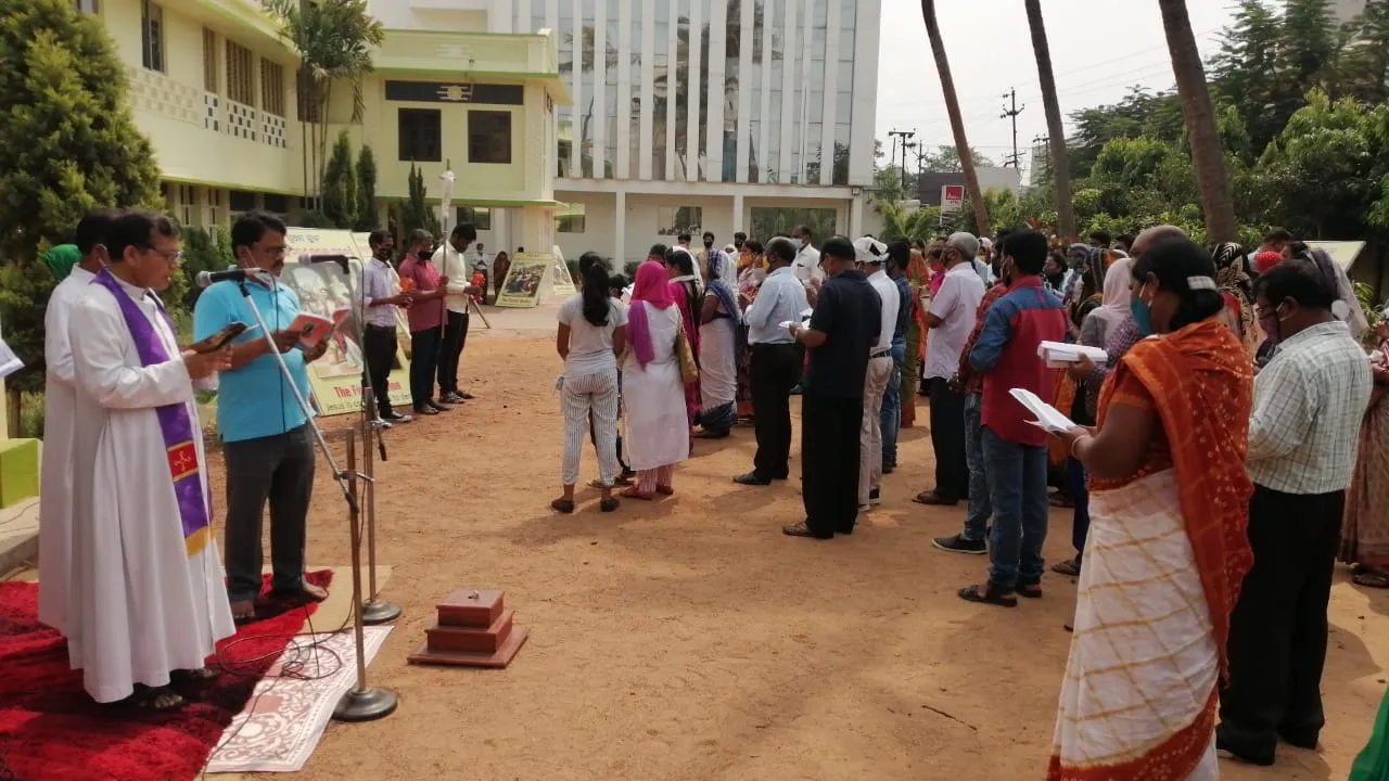  ଭୁବନେଶ୍ବର: ରାଜଧାନୀର ଏକ ଗୀର୍ଜାରେ ଗୁଡ୍ ଫ୍ରାଇଡେ ପାଳିତ