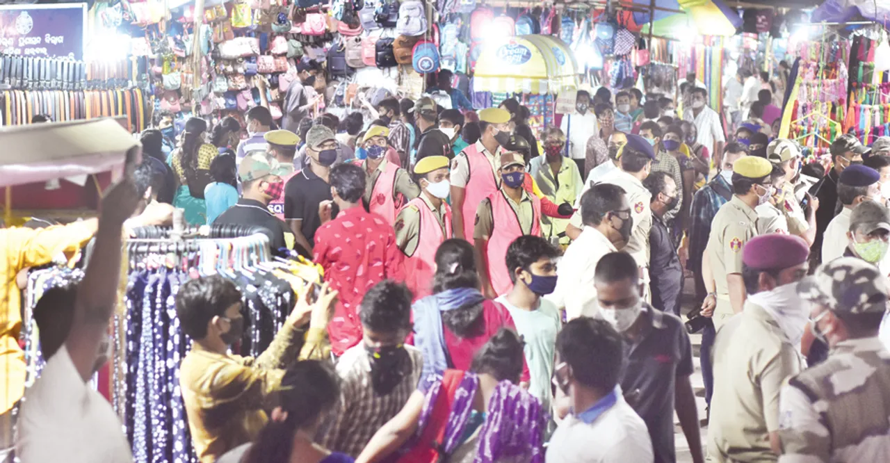 ସହରସାରା ଅମାନିଆ: ମାର୍କେଟ୍‌ ବିଲ୍ଡିଂ, ଏକ ନମ୍ବର ହାଟରେ ଅସମ୍ଭାଳ ଭିଡ଼