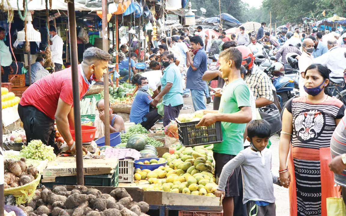  ସଟ୍‌ଡାଉନ୍‌ ପୂର୍ବରୁ ହାଟରେ ହାଉଜାଉ