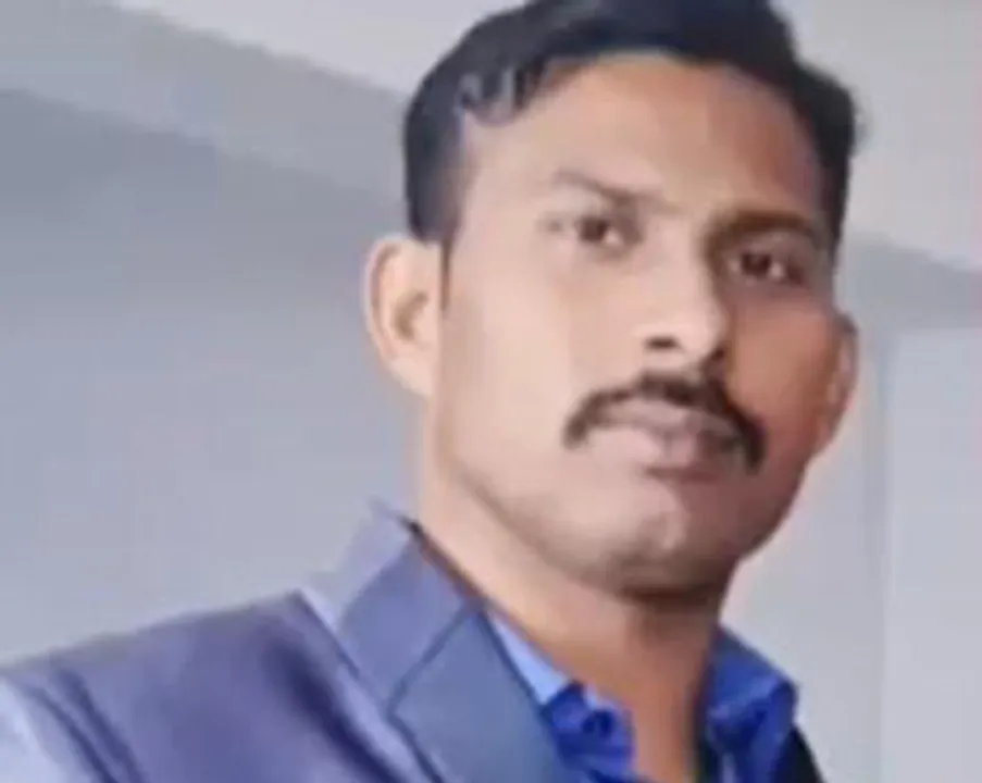  ମାଓବାଦୀଙ୍କ କବ୍‌ଜାରେ ନିଖୋଜ ଯବାନ : ଝିଅଙ୍କ ଆକୁଳ ନିବେଦନ ‘ମୋ ବାପାଙ୍କୁ ଛାଡ଼ିଦିଅ’