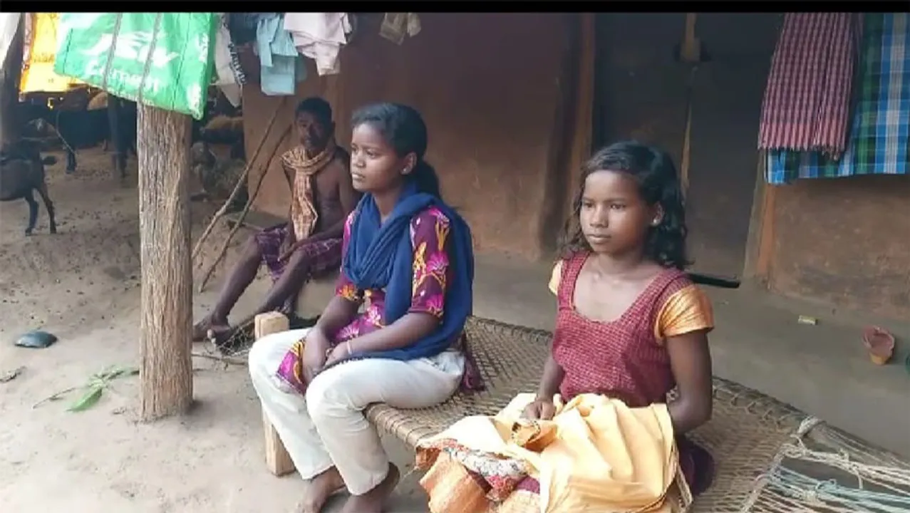  କରୋନା କାଳର କୋହ ‘ମୋ ମାଆର ମୃତଦେହକୁ ଫେରାଇ ଦିଅନ୍ତୁ ଜିଲ୍ଲାପାଳ’