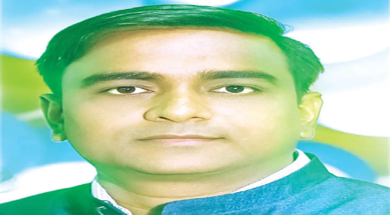  ସମ୍ବାଦ ଗ୍ରୁପ୍‌ ପକ୍ଷରୁ ‘ବିପଦର ବନ୍ଧୁ’ କାର୍ଯ୍ୟକ୍ରମ, ଚିକିତ୍ସା ପରାମର୍ଶ ଦେଲେ ଅଭିଜ୍ଞ ଡାକ୍ତର