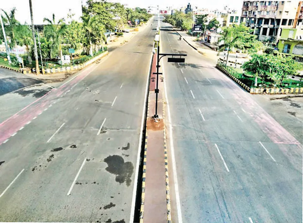  ଲକ୍‌ଡାଉନ୍ ଆରମ୍ଭ, ରାଜଧାନୀ ରାସ୍ତା ଶୂନ୍‌ଶାନ୍‌