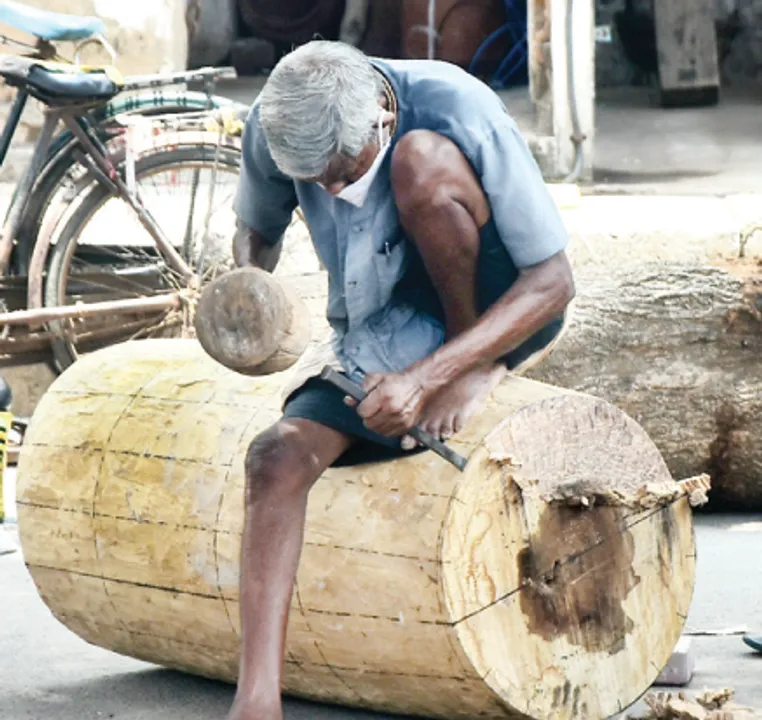  ରଥଖଳା ଚଳଚଞ୍ଚଳ: ଆରମ୍ଭ ହେଲା ସୂତା ବାଡ଼ିଆ