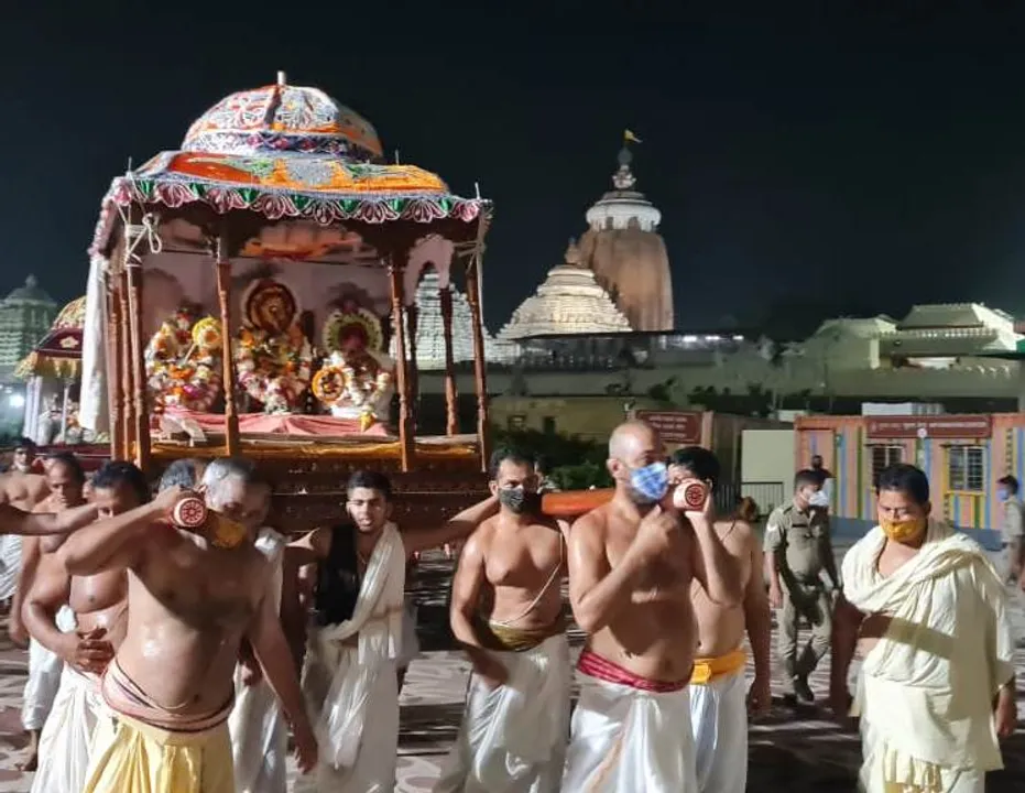  ଶ୍ରୀମନ୍ଦିରରେ ରକ୍ତ ଛିଟା, ନୀତି ବିଳମ୍ବିତ, ଚନ୍ଦନଯ଼ାତ୍ରା ବି ବିଳମ୍ବିତ