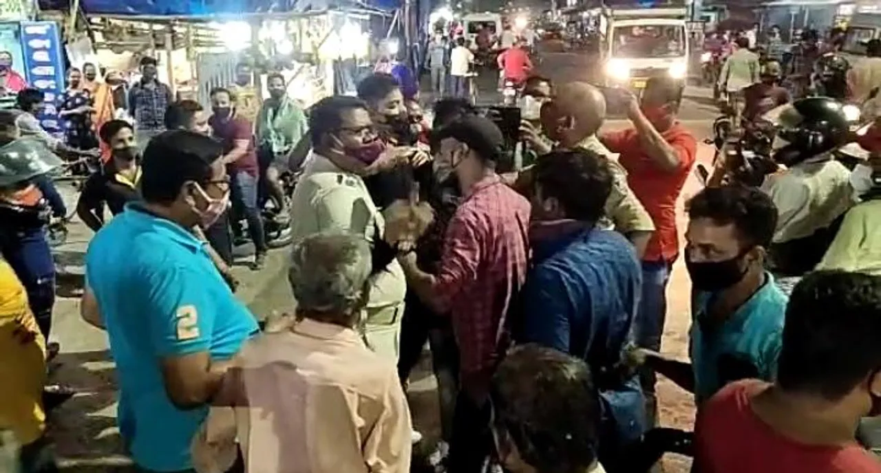  ମାସ୍କ ଯାଞ୍ଚ୍‌ ବେଳେ ପୁଲିସକୁ ଠେଲାପେଲା; ୯ ଯୁବକ ଗିରଫ, ୫ ଖସିଗଲେ
