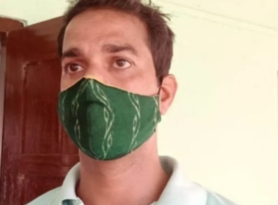  ବନ୍ଧୁକ ଦେଖାଇ ଲୁଟିନେଲେ ୬ ଲକ୍ଷ 