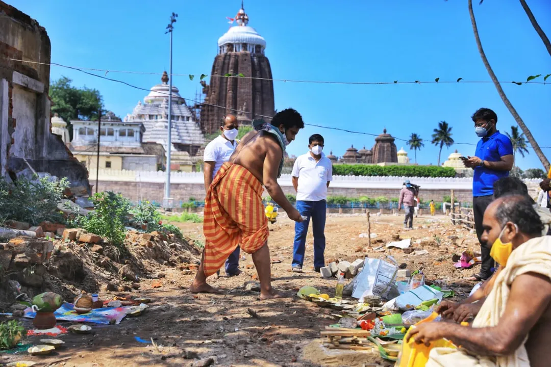  ଶ୍ରୀମନ୍ଦିର ହେରିଟେଜ କରିଡରରେ ଥିବା ୫ ମଠ ଘର ଉଚ୍ଛେଦ ପରେ ଥଇଥାନ କଲା ଜିଲ୍ଲା ପ୍ରଶାସନ