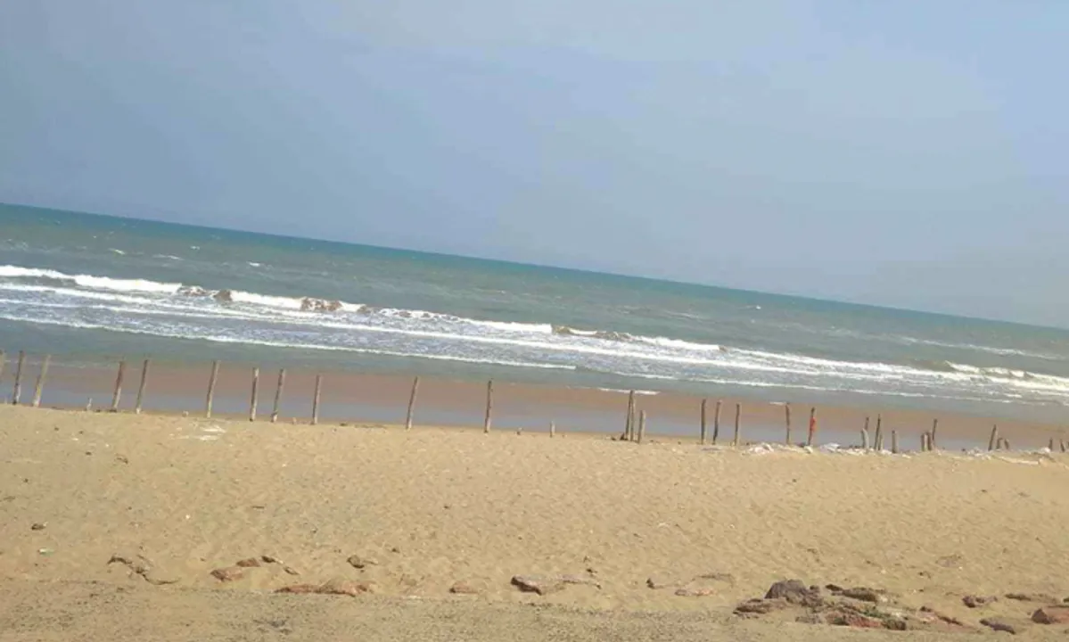  ଏରସମାରେ ଲୋକମାନେ ଆତଙ୍କିତ, ‘ଭ୍ୟୁ ଟାୱାର୍‌’କୁ ସମୁଦ୍ର ପାଣି ଛୁଇଁଲା