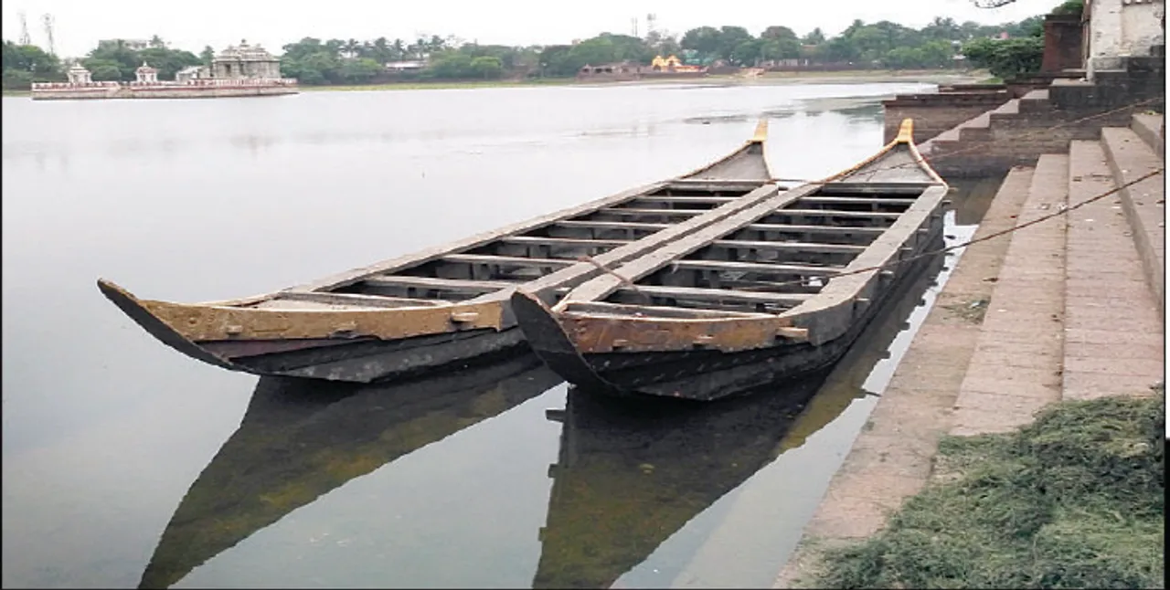  ଲକ୍‌ଡାଉନ୍‌ କଟକଣାରେ ହୋଇପାରେ ଚନ୍ଦନ ଯାତ୍ରା, ପାଣିରୁ ବାହାରିଲା ଡଙ୍ଗା