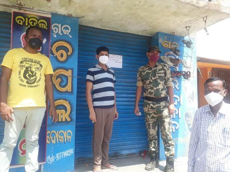  ଦୋକାନ ସିଲ୍ ଓ ଜରିମାନା ଆଦାୟ କଲା ପ୍ରଶାସନ