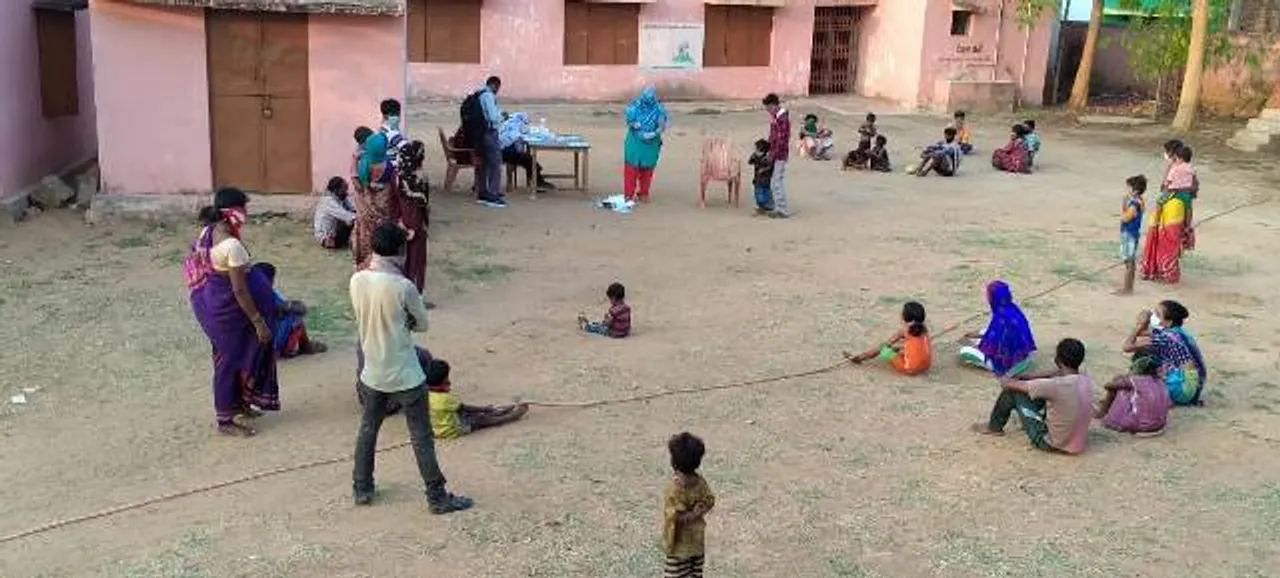  ତେଲେଙ୍ଗାନାରୁ ଫେରନ୍ତା ୫୩ ଜଣ ପ୍ରବାସୀ ଓଡ଼ିଆ ଶ୍ରମିକଙ୍କ ମଧ୍ୟରୁ ୩୭ କରୋନା ପଜିଟିଭ ଚିହ୍ନଟ