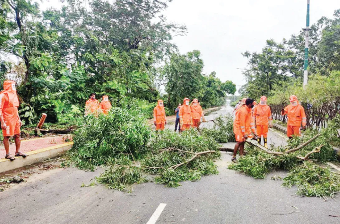  କ୍ଷୟକ୍ଷତି ନ ହୋଇ ବି ରିପୋର୍ଟରେ ୩୨ କୋଟି, ଜଗତସିଂହପୁରରେ ଅଧିକାରୀଙ୍କ ‘ୟାସ୍‌’ କ୍ଷୟକ୍ଷତି ରିପୋର୍ଟକୁ ନେଇ ଚର୍ଚ୍ଚା