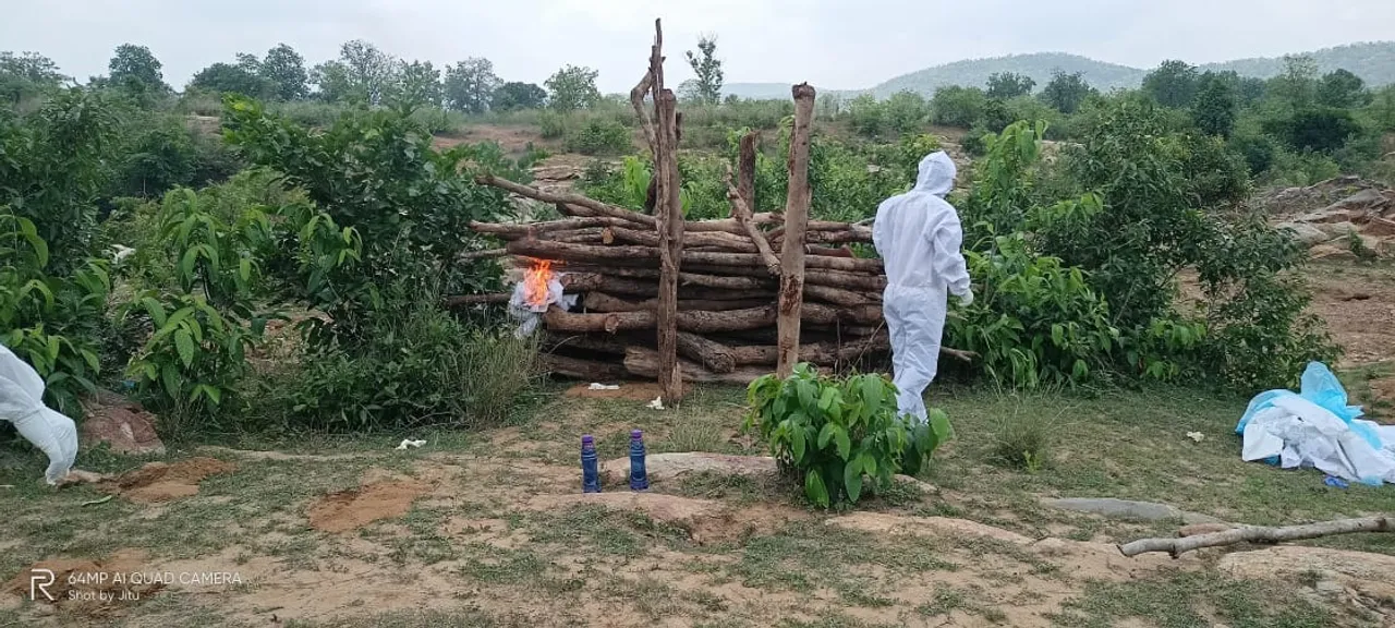  କରୋନାରେ ଗୋଟିଏ ସେବାୟତ ପରିବାରର ୩ ମୁଣ୍ଡ ଗଡ଼ିଲା