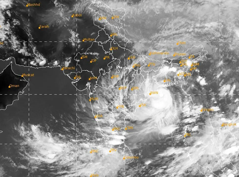  ବାସୁଦେବପୁର-ବାହାନଗା ମଧ୍ୟରେ ସ୍ଥଳଭାଗ ଅତିକ୍ରମ କରିପାରେ ବାତ୍ୟା ‘ୟାସ୍’