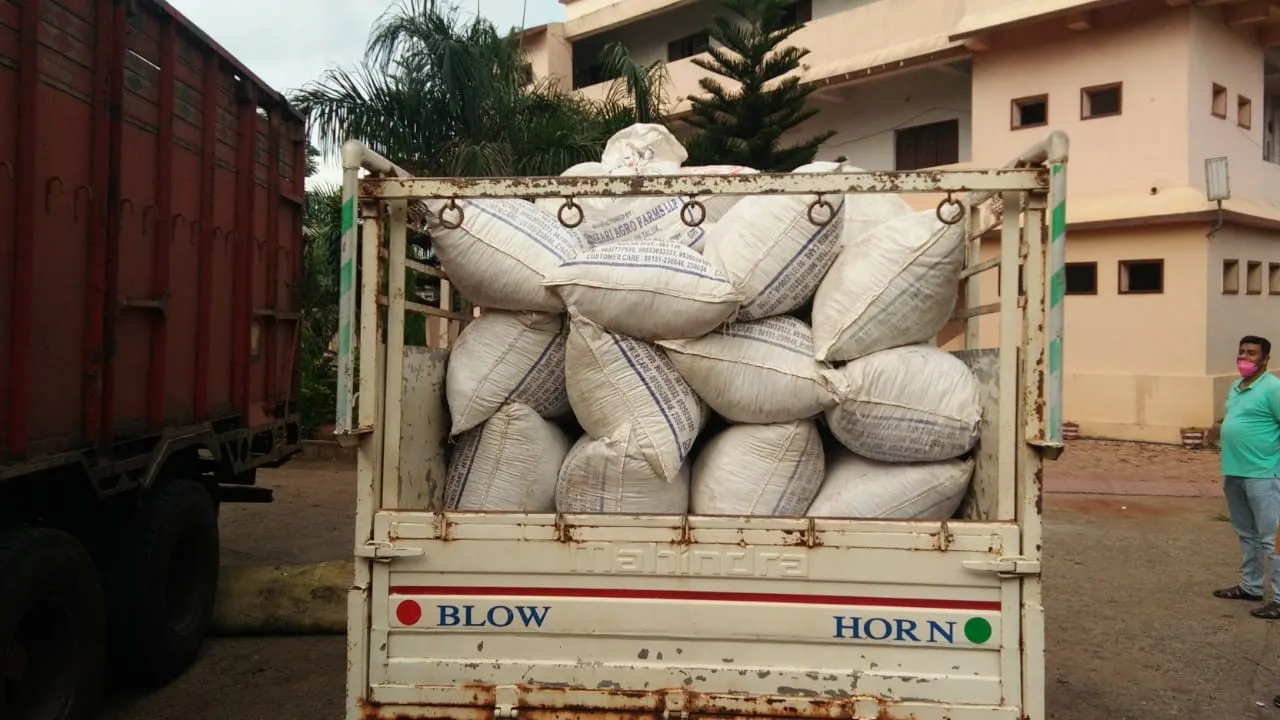  ୧୦ ଚକିଆ ଟ୍ରକରୁ ୫୦ ଲକ୍ଷର ଗଞ୍ଜେଇ ଜବତ, ୪ ଗିରଫ