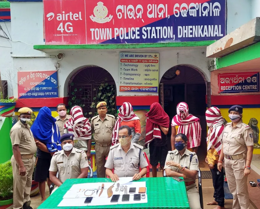  ଢେଙ୍କାନାଳରେ ୬ ଲୁଟେରା ଗିରଫ