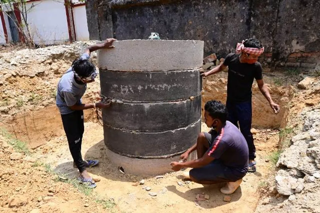  ଭୂତଳ ଜଳସ୍ତର ବୃଦ୍ଧି ପାଇଁ ଛାତ ଉପରେ ବର୍ଷା ଜଳ ଅମଳ ପ୍ରକଳ୍ପ
