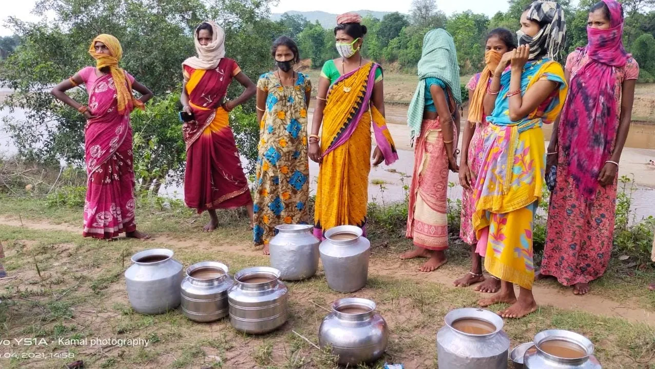  ପାଣି ପାଇଁ ଡହଳ ବିକଳ ହେଉଛନ୍ତି ଅଟାଳଗୁଡାବାସୀ