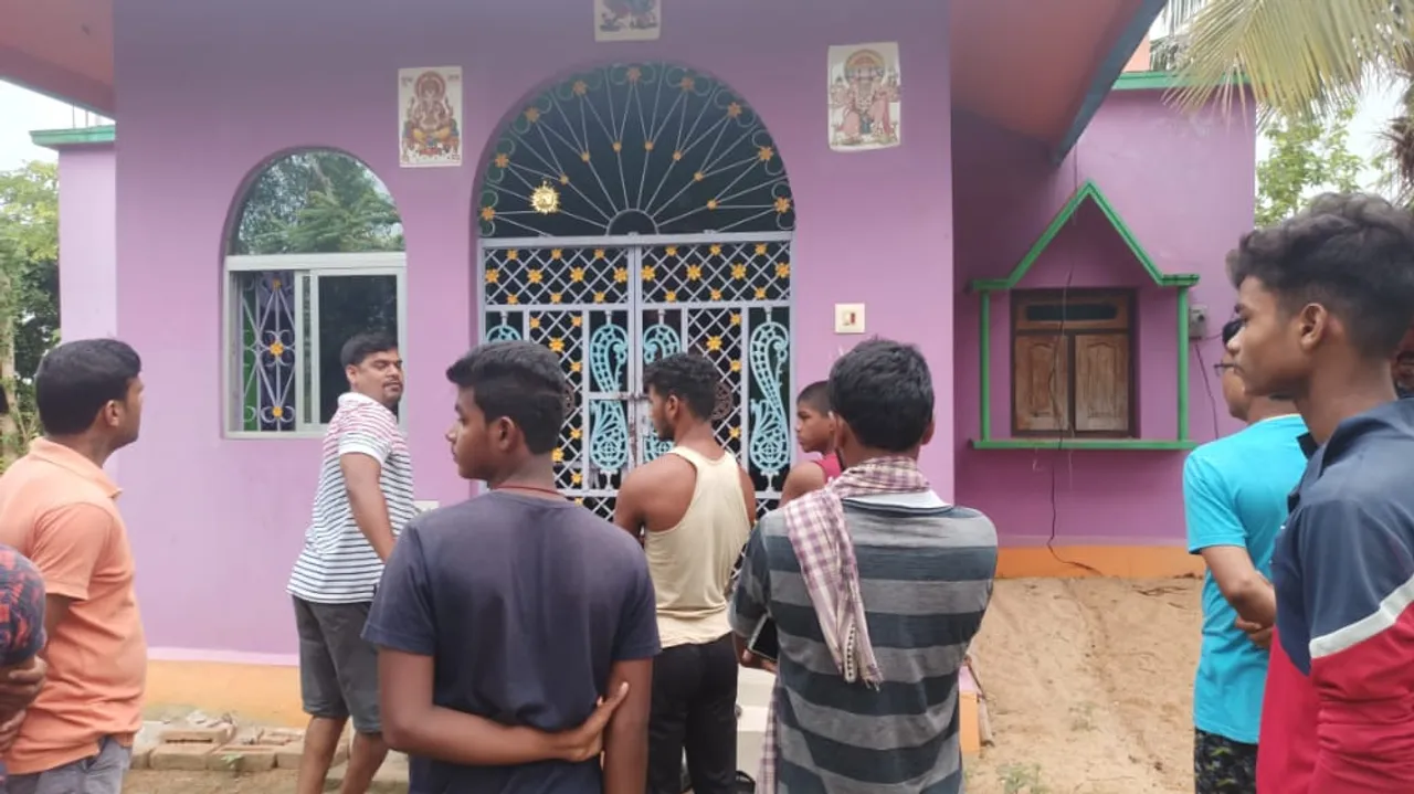  ଘରେ ପଶି ଲକ୍ଷାଧିକ ଟଙ୍କାର ଅଳଙ୍କାର ଲୁଟ୍‌
