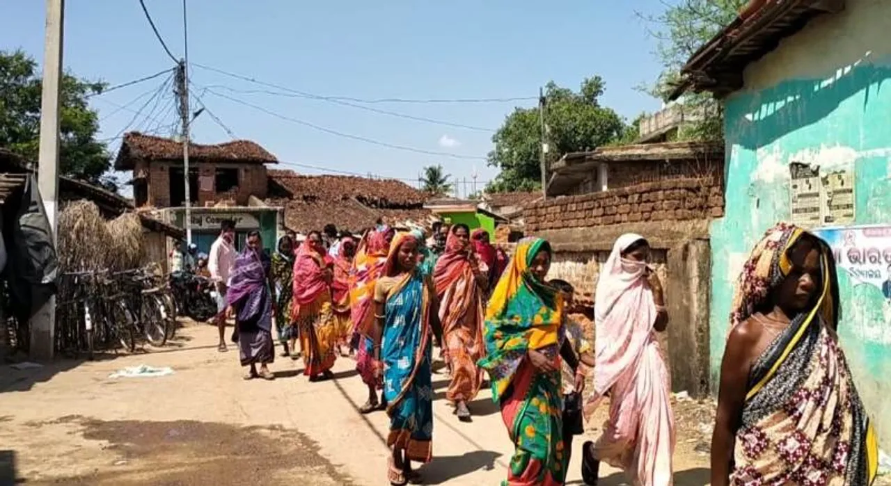  ବିଭିନ୍ନ ସମସ୍ୟା ନେଇ ପଞ୍ଚାୟତ ଅଫିସ ଘେରିଲେ ଧୁମାଭଟାବାସୀ