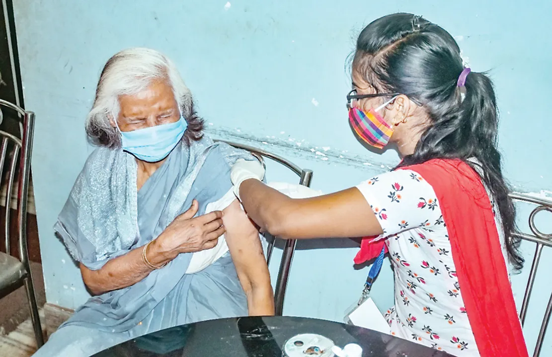  ବୃଦ୍ଧାଶ୍ରମରେ ସ୍ବତନ୍ତ୍ର ଟିକାଦାନ ଶିବିର