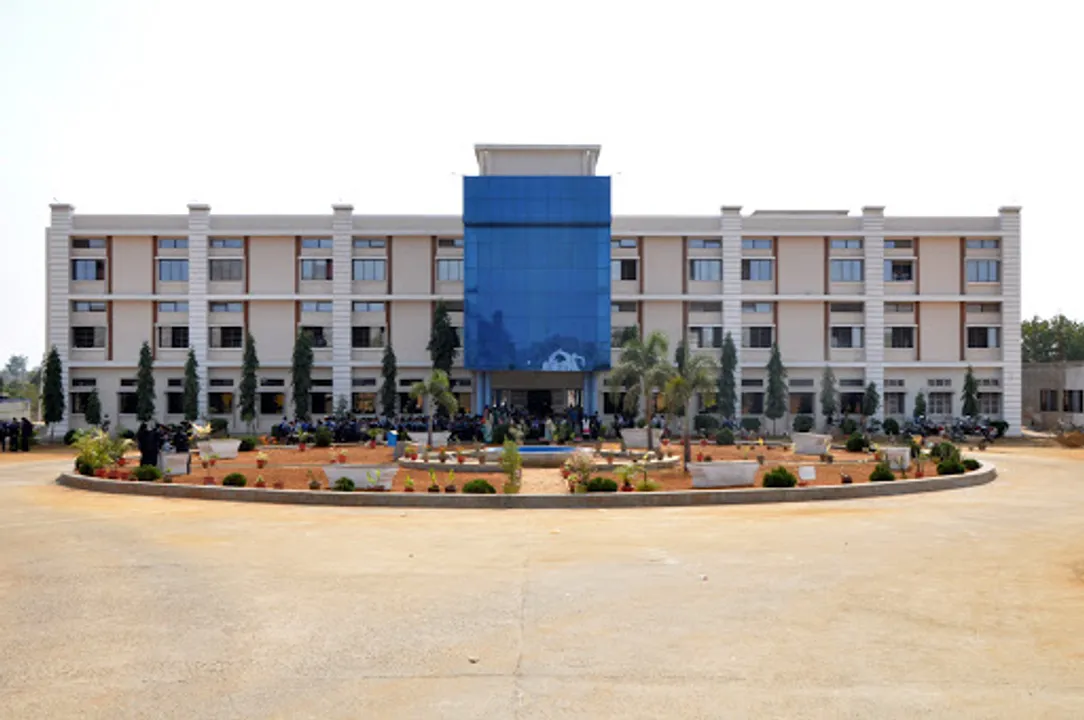  ଓମ୍‌ଭ୍ୟାଲି ସ୍କୁଲର ମନମାନୀ: କାରଣଦର୍ଶାଅ ନୋଟିସ ଜାରିକଲା ଶିକ୍ଷା ବିଭାଗ