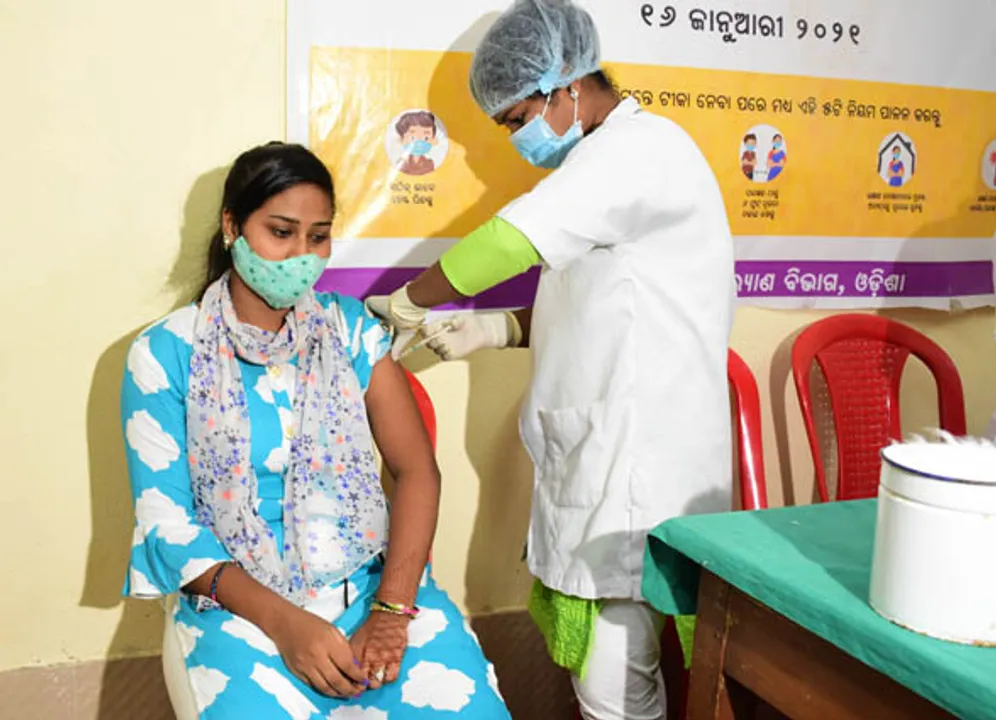  ଟିକାକରଣରେ ରେକର୍ଡ: ଦେଶରେ ଦିନକୁ ୨ କୋଟି, ଓଡ଼ିଶାରେ ମୋଟ ପ୍ରଥମ ଡୋଜ୍‌ ୨ କୋଟି
